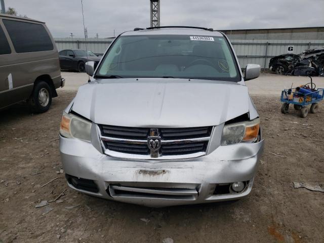 Photo 9 from auction – 2010 DODGE GRAND CARA with VIN 2D4RN5D18AR118963