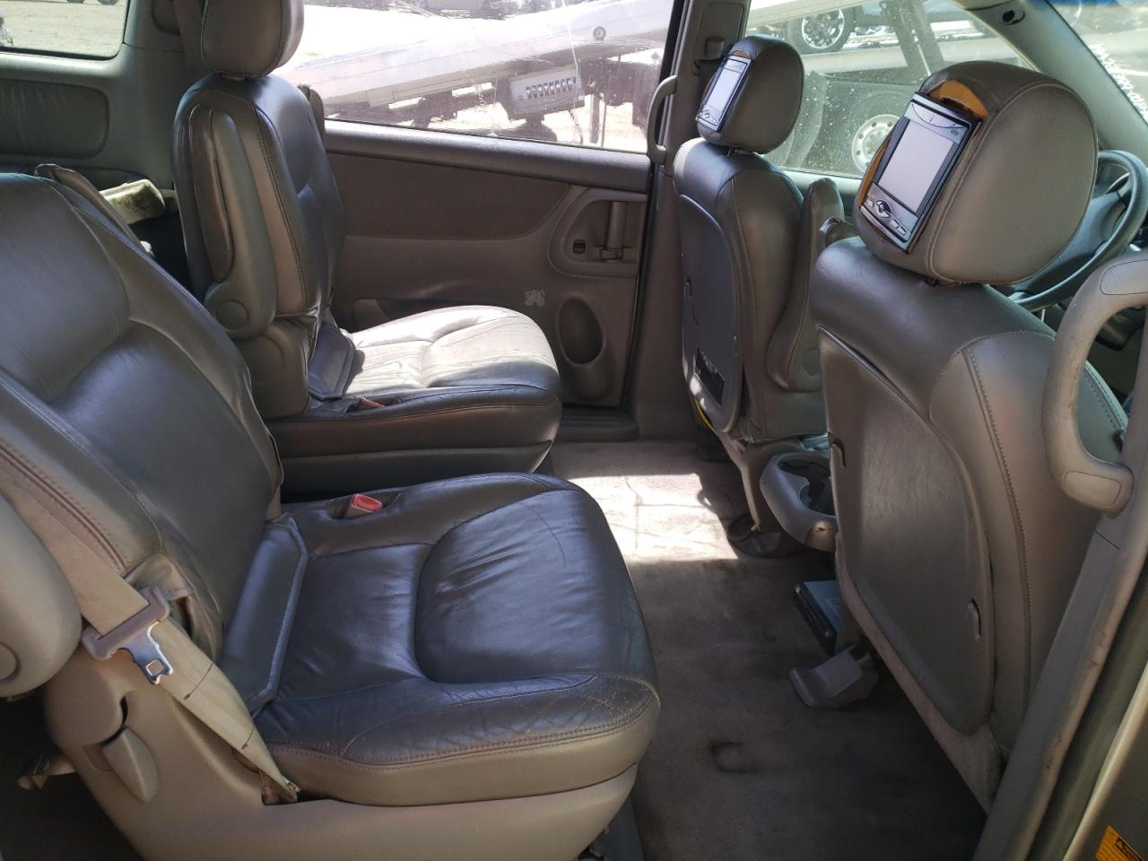 Photo 18 from auction – 2006 TOYOTA SIENNA CE with VIN 5TDZA23C16S441499