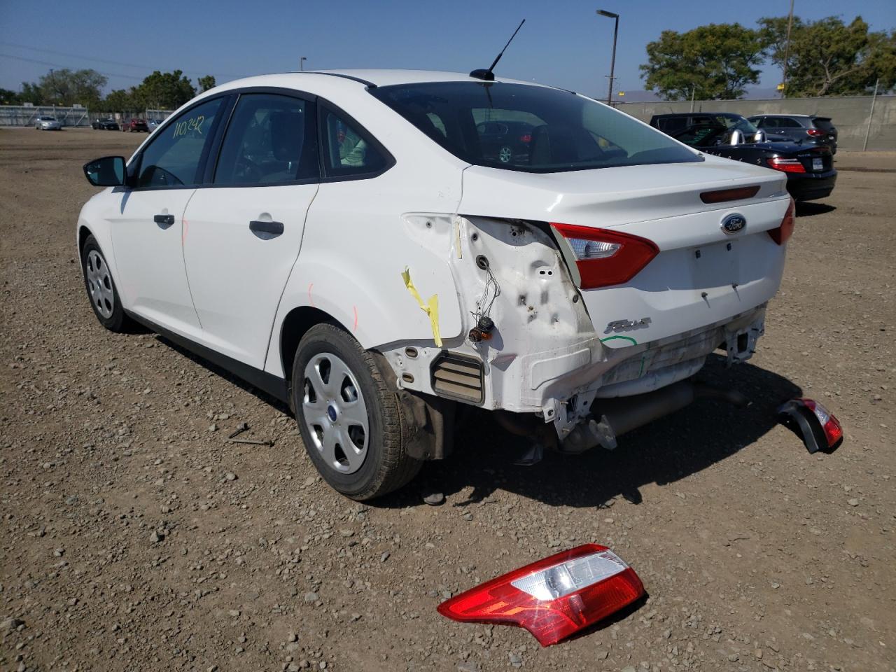 Photo 3 from auction – 2012 FORD FOCUS S with VIN 1FAHP3E24CL429550