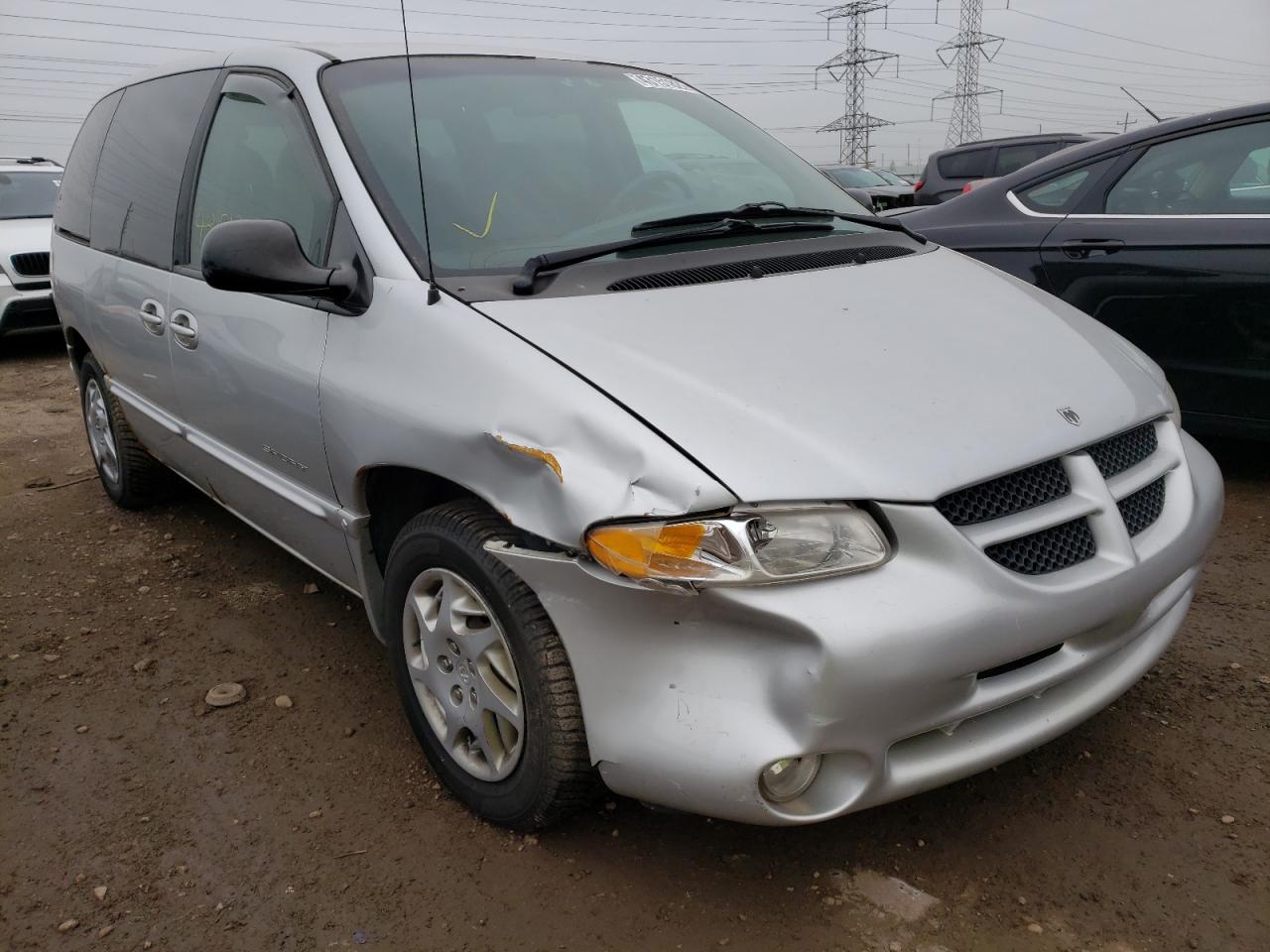 DODGE CARAVAN SE 2000 with VIN 2B4GP45G0YR781575 - Photo from auction