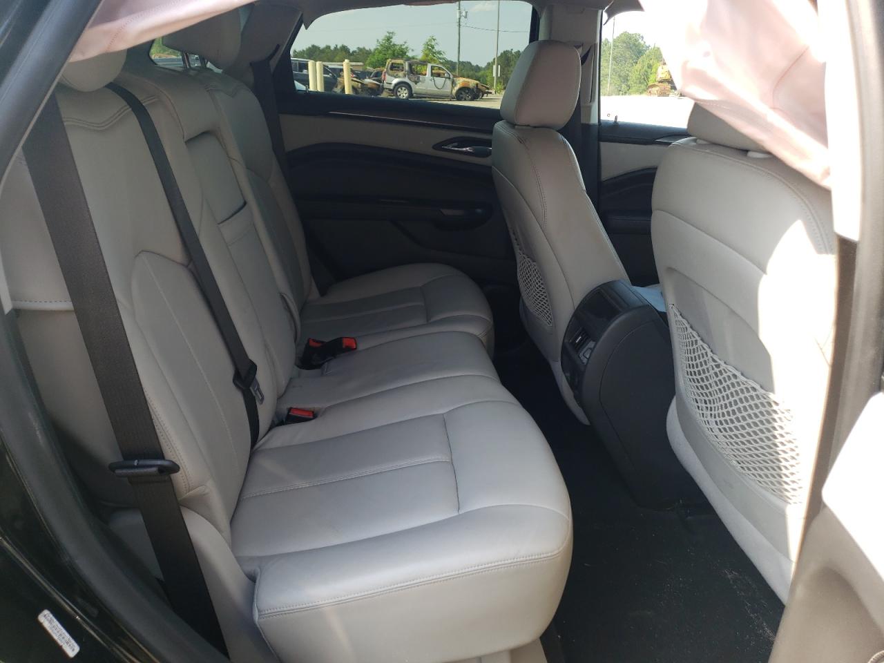 Photo 6 from auction – 2013 CADILLAC SRX with VIN 3GYFNAE30DS514508