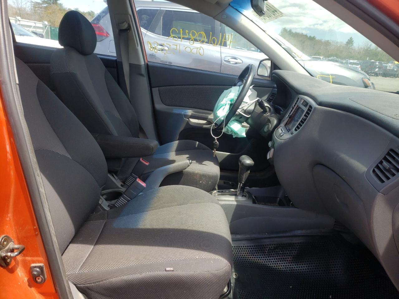 Photo 5 from auction – 2006 KIA RIO 5 with VIN KNADE163966144191