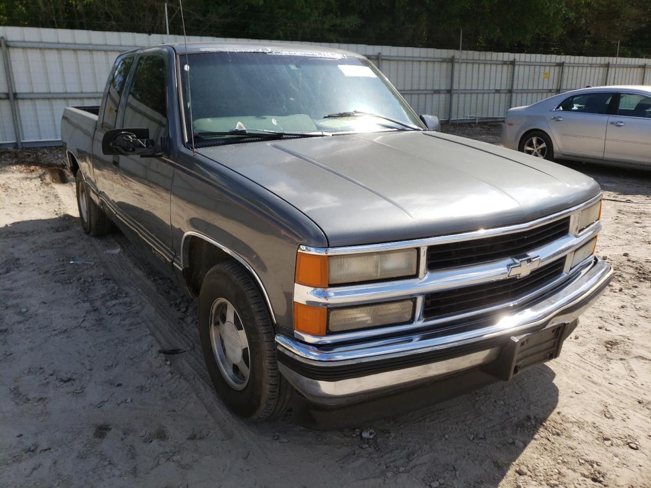 Photo 1 from auction – 1999 CHEVROLET GMT-400 C1 with VIN 1GCEC19R8XR105587
