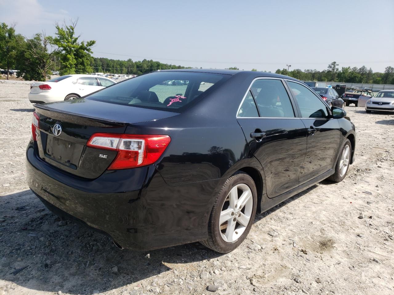 Photo 4 from auction – 2014 TOYOTA CAMRY L with VIN 4T1BF1FK1EU338900