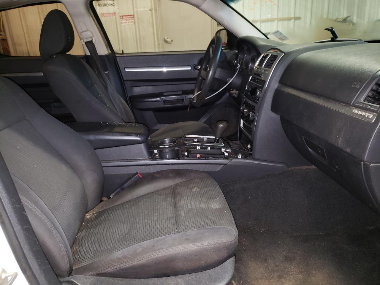 Photo 5 from auction – 2010 DODGE CHARGER SX with VIN 2B3CA3CV7AH140421