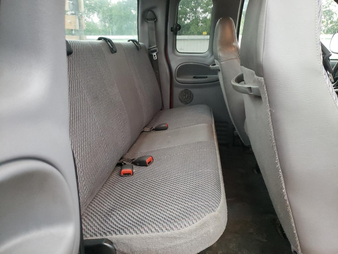 Photo 6 from auction – 2001 DODGE RAM 1500 with VIN 3B7HC13Y81M544780