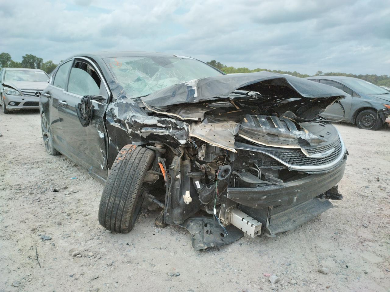 CHRYSLER 200 C 2016 with VIN 1C3CCCCB6GN109888 - Photo from auction