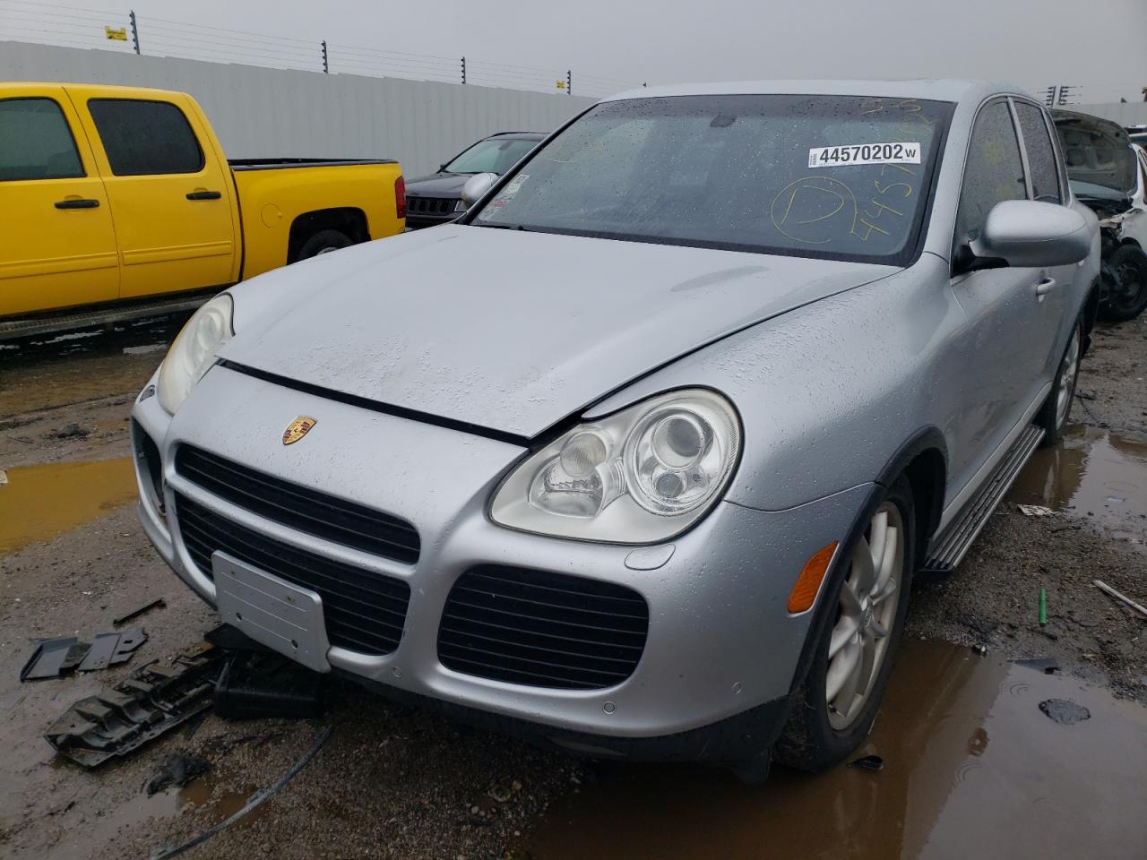 Photo 2 from auction – 2004 PORSCHE CAYENNE TU with VIN WP1AC29P74LA92136