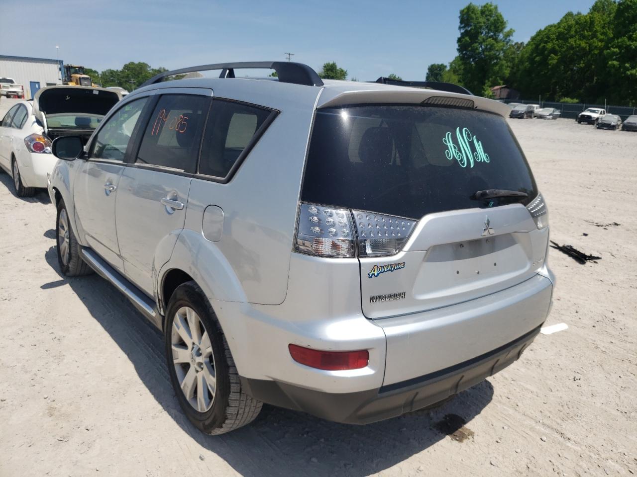 Photo 3 from auction – 2013 MITSUBISHI OUTLANDER with VIN JA4JT3AW4DU019319