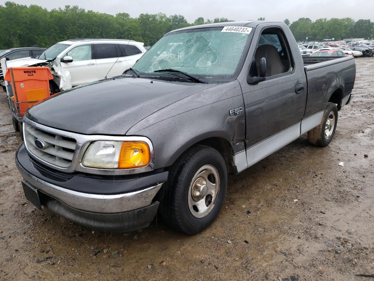 Photo 2 from auction – 2004 FORD F-150 HERI with VIN 2FTRF17214CA73220