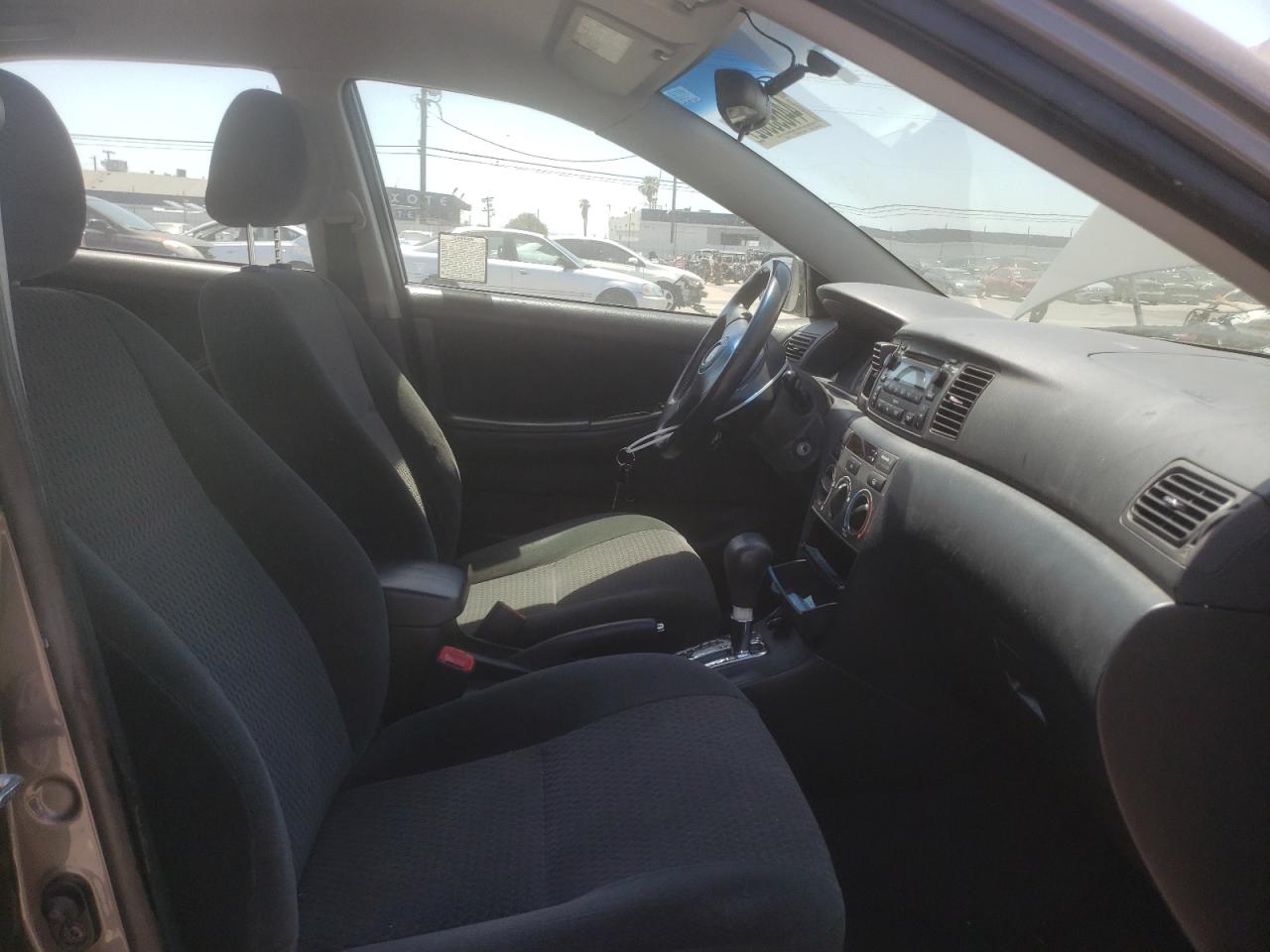 Photo 5 from auction – 2007 TOYOTA COROLLA CE with VIN 1NXBR32E57Z870849