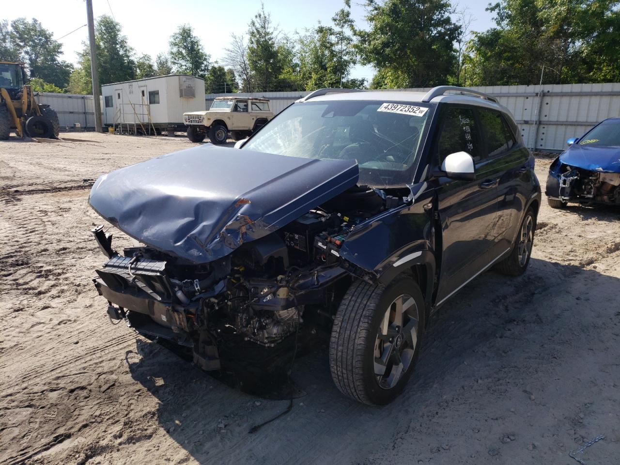 Photo 2 from auction – 2020 HYUNDAI VENUE SEL with VIN KMHRC8A32LU021978