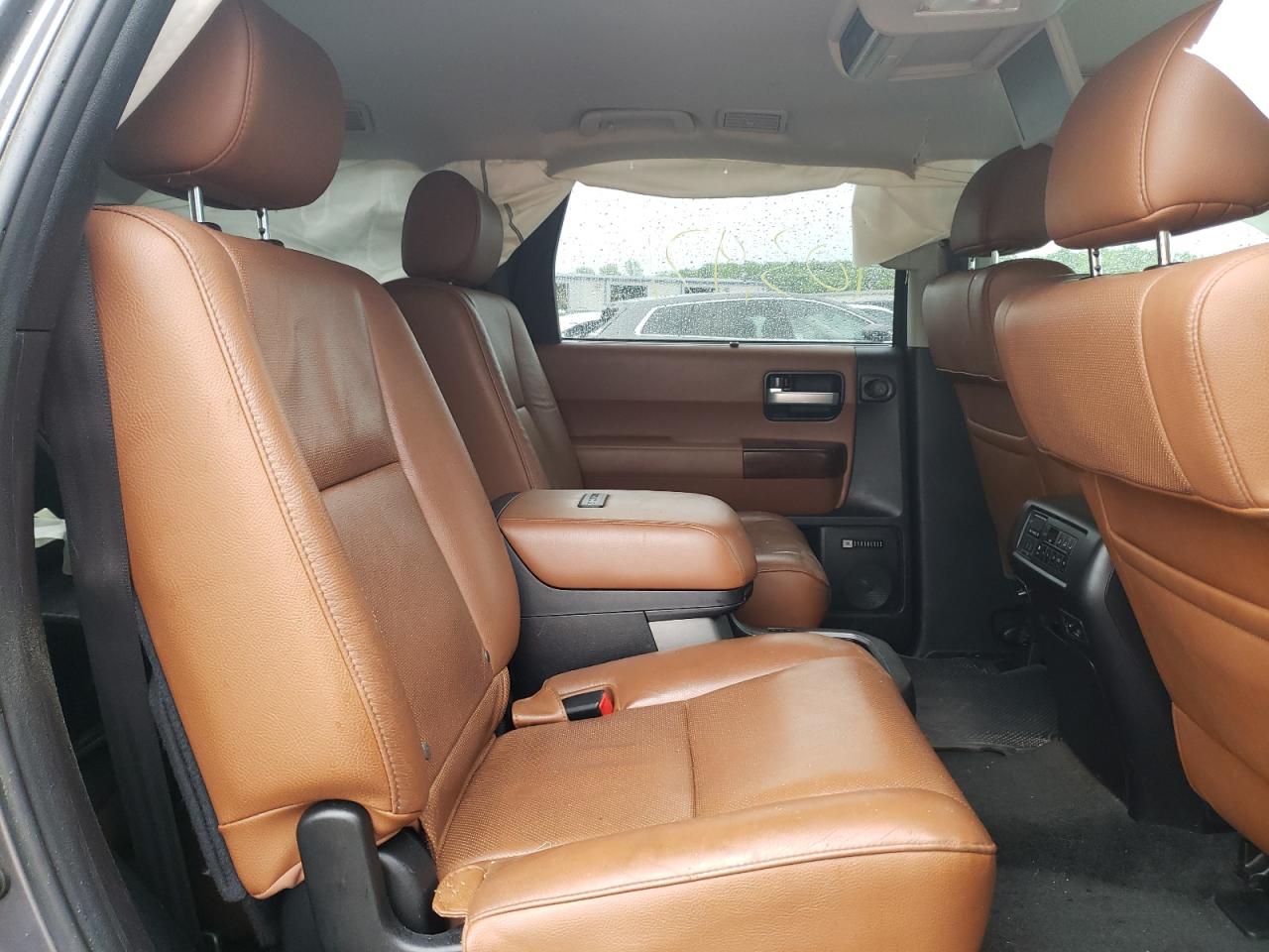 Photo 6 from auction – 2016 TOYOTA SEQUOIA PL with VIN 5TDDW5G15GS146400