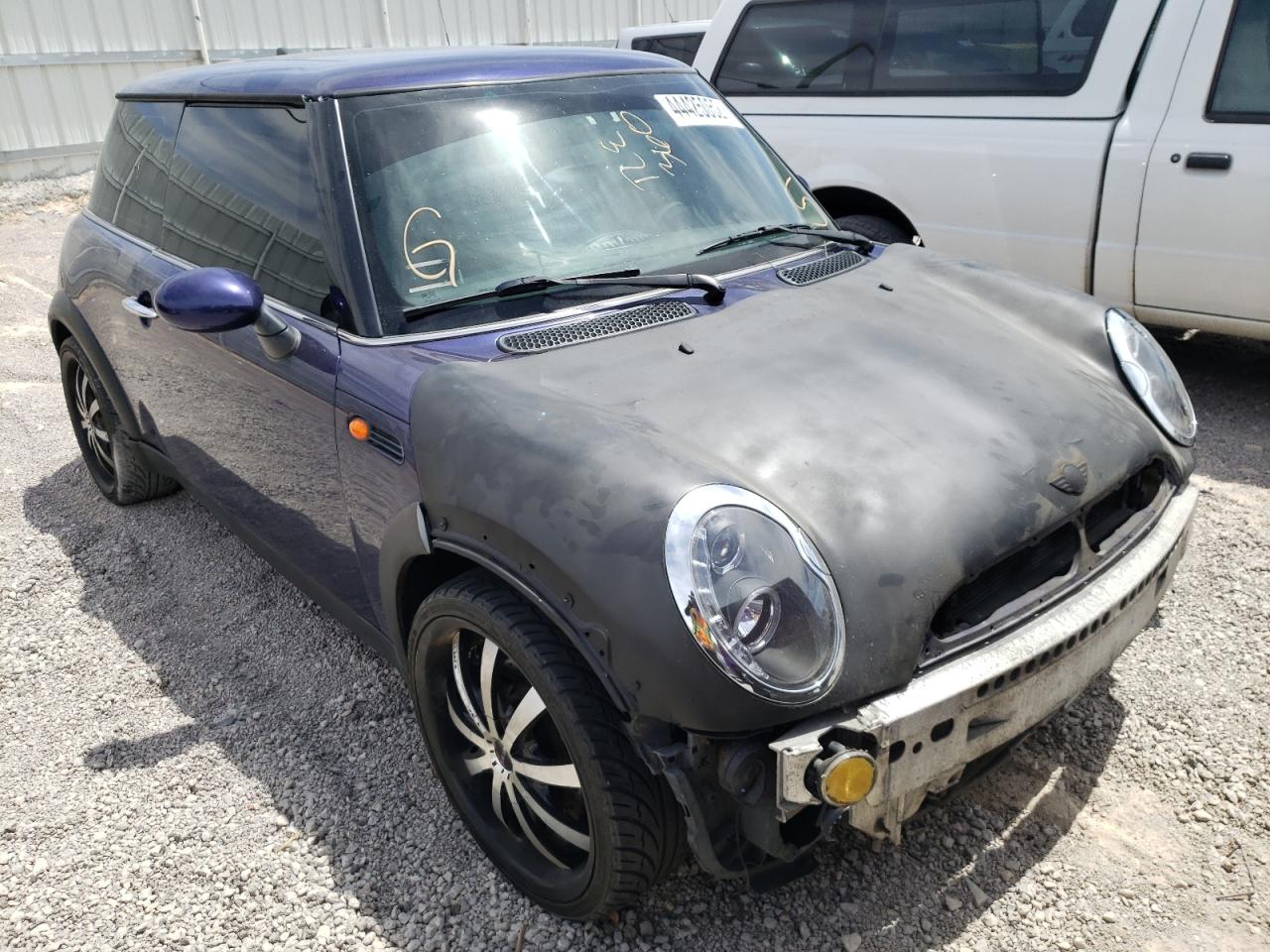 MINI COOPER 2005 with VIN WMWRC33475TC58214 - Photo from auction