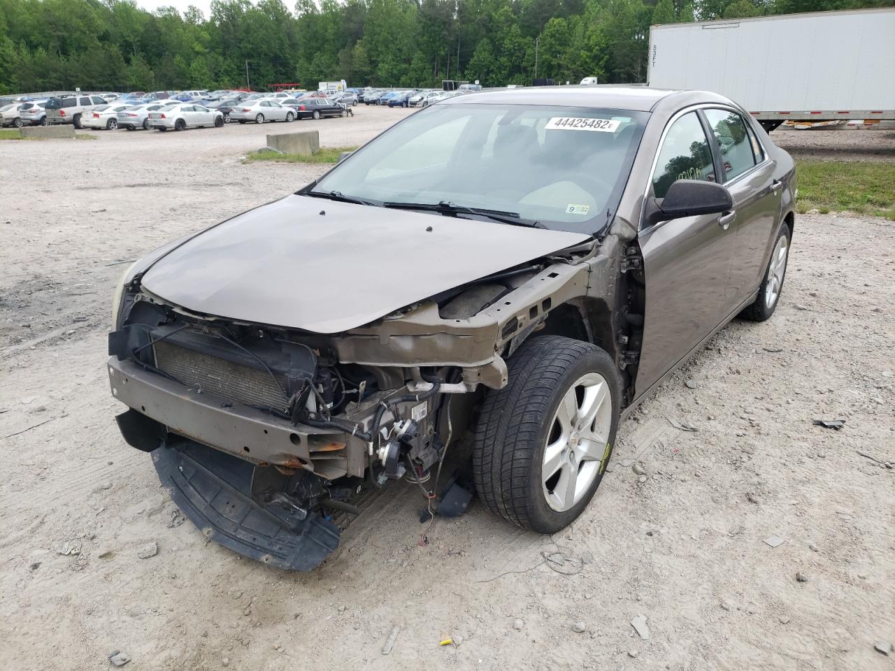 Photo 2 from auction – 2010 CHEVROLET MALIBU LS with VIN 1G1ZB5EB8AF163592