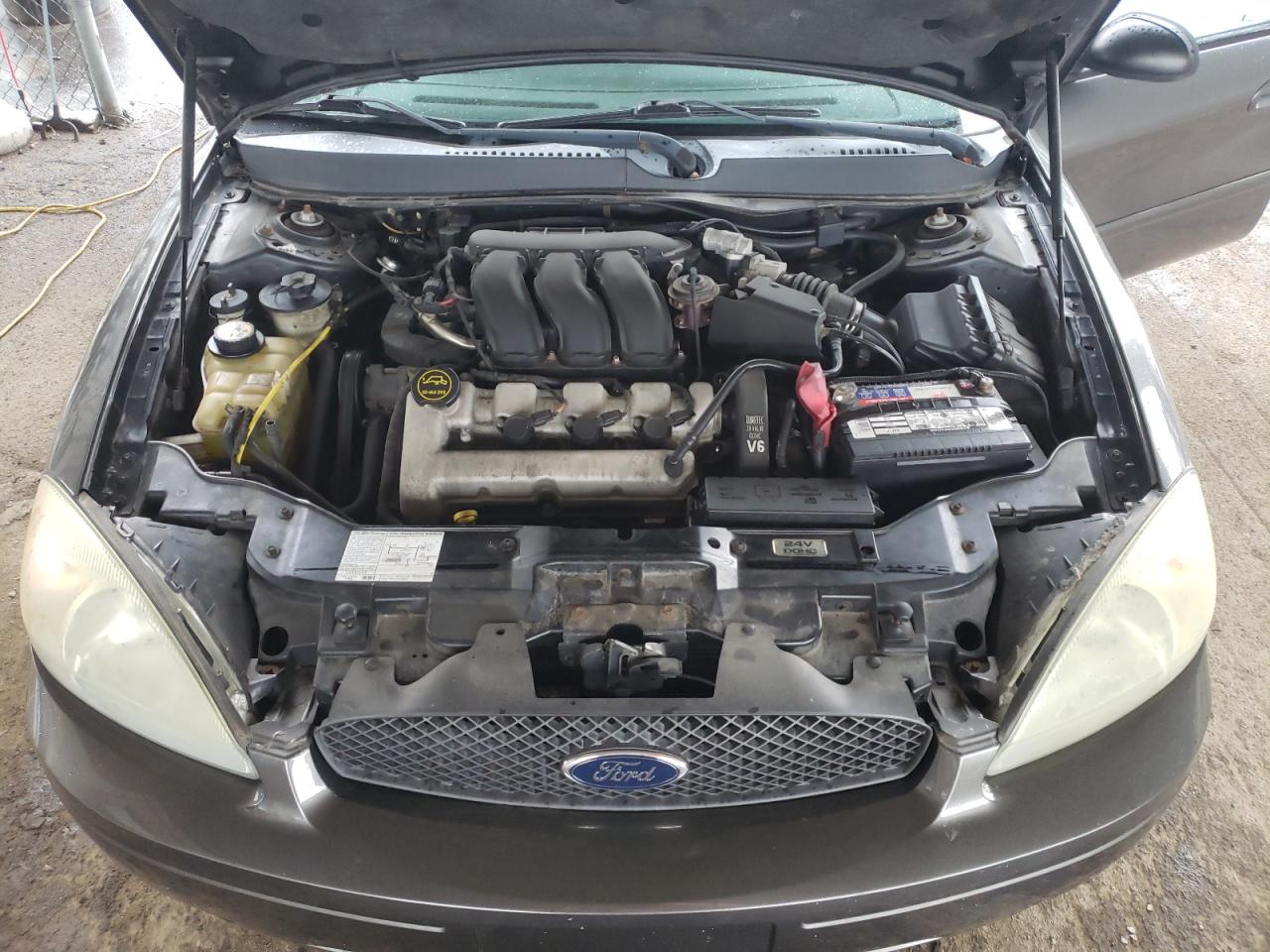 Photo 7 from auction – 2004 FORD TAURUS SES with VIN 1FAFP55S24G179562