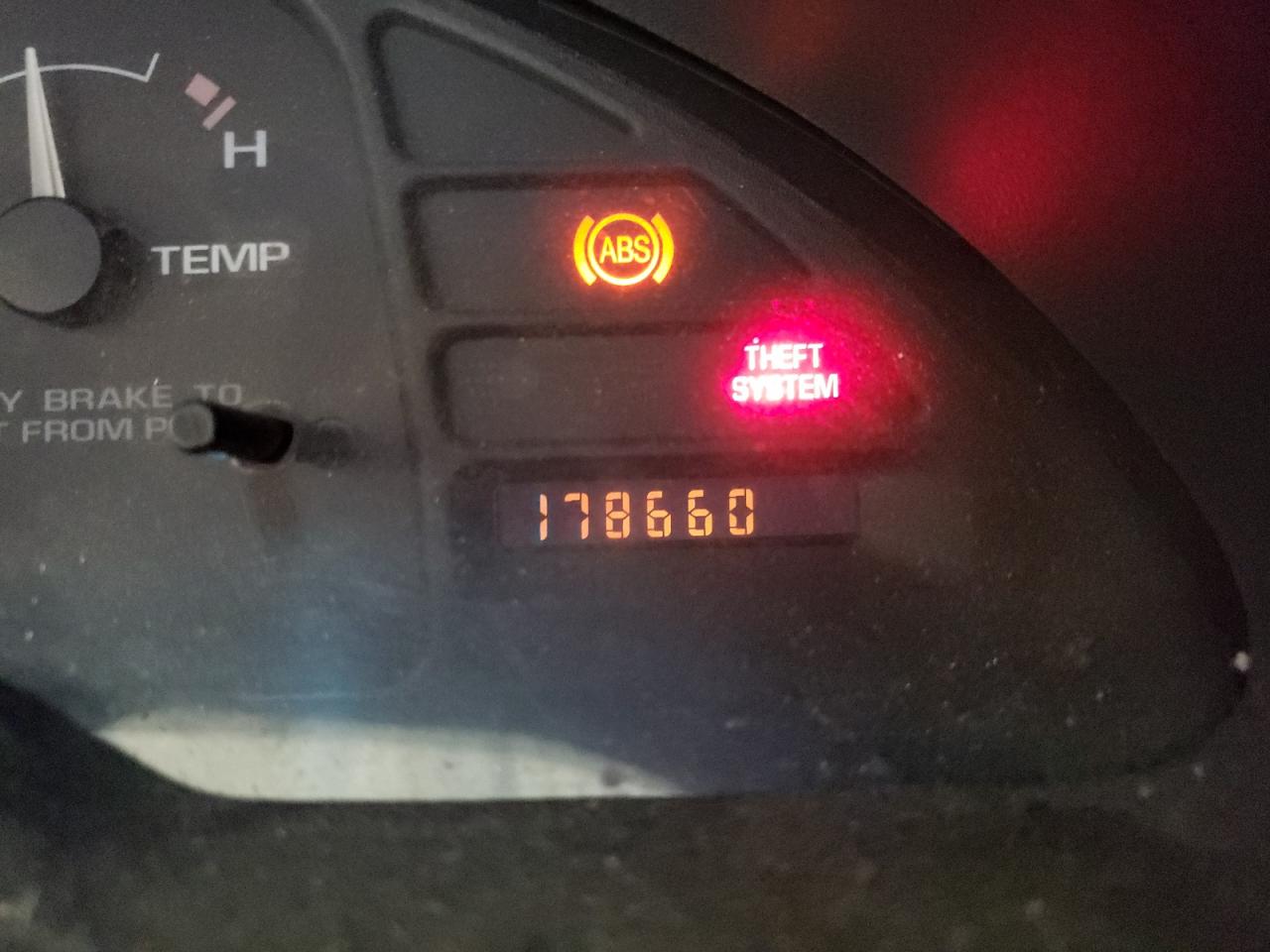 Photo 8 from auction – 1999 CHEVROLET CAVALIER with VIN 1G1JC5247X7179530
