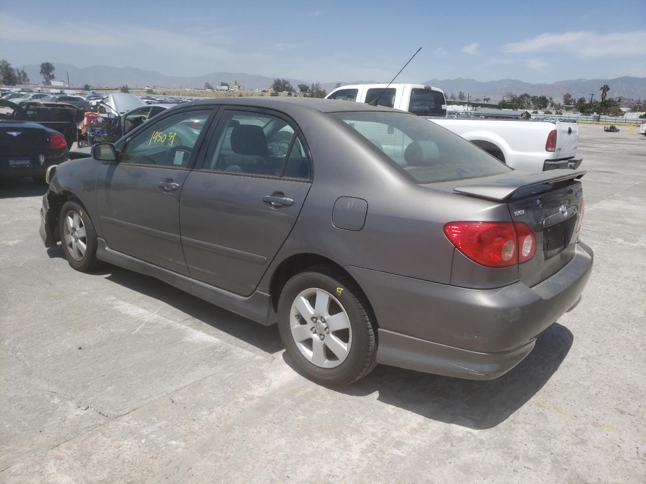 Photo 3 from auction – 2007 TOYOTA COROLLA CE with VIN 1NXBR32E57Z870849