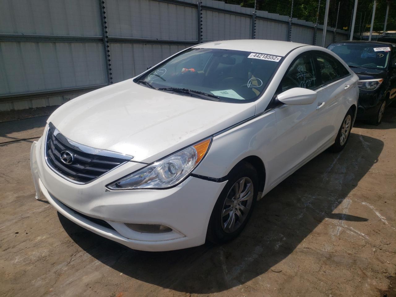 Photo 2 from auction – 2011 HYUNDAI SONATA GLS with VIN 5NPEB4AC6BH183300