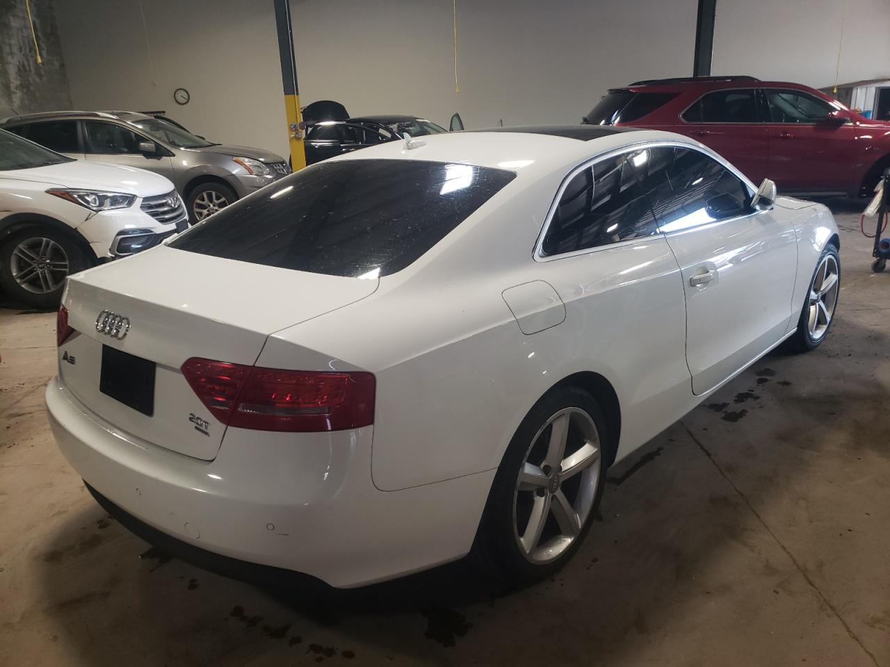 Photo 4 from auction – 2010 AUDI A5 PREMIUM with VIN WAULFAFR2AA048079