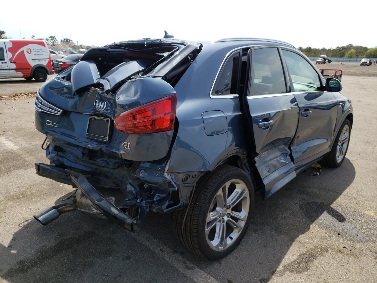 Photo 4 from auction – 2018 AUDI Q3 PREMIUM with VIN WA1JCCFS0JR016387