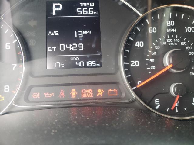 Photo 8 from auction – 2018 KIA FORTE LX with VIN 3KPFK4A71JE218688