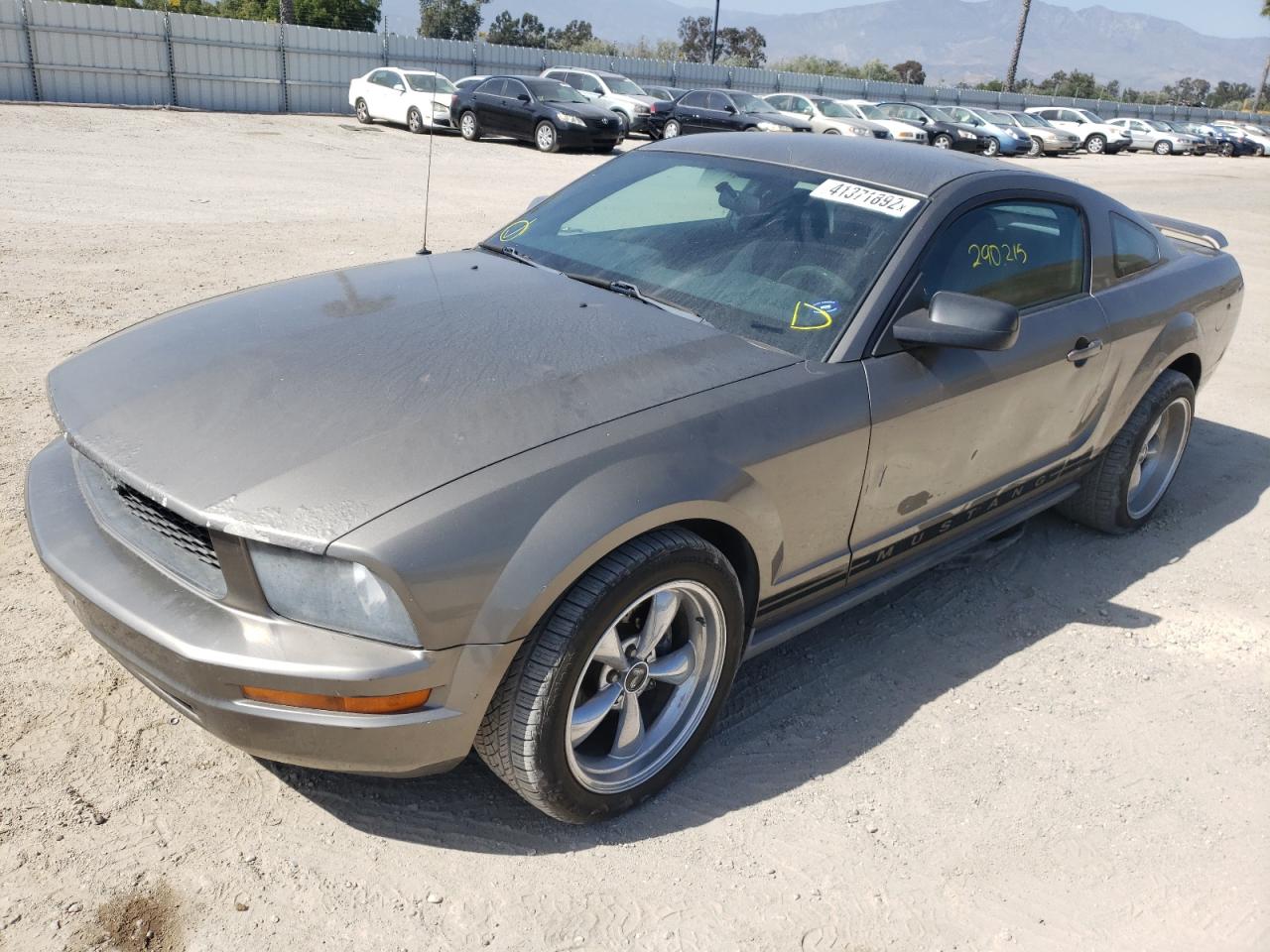 Photo 2 from auction – 2005 FORD MUSTANG with VIN 1ZVFT80N755130294