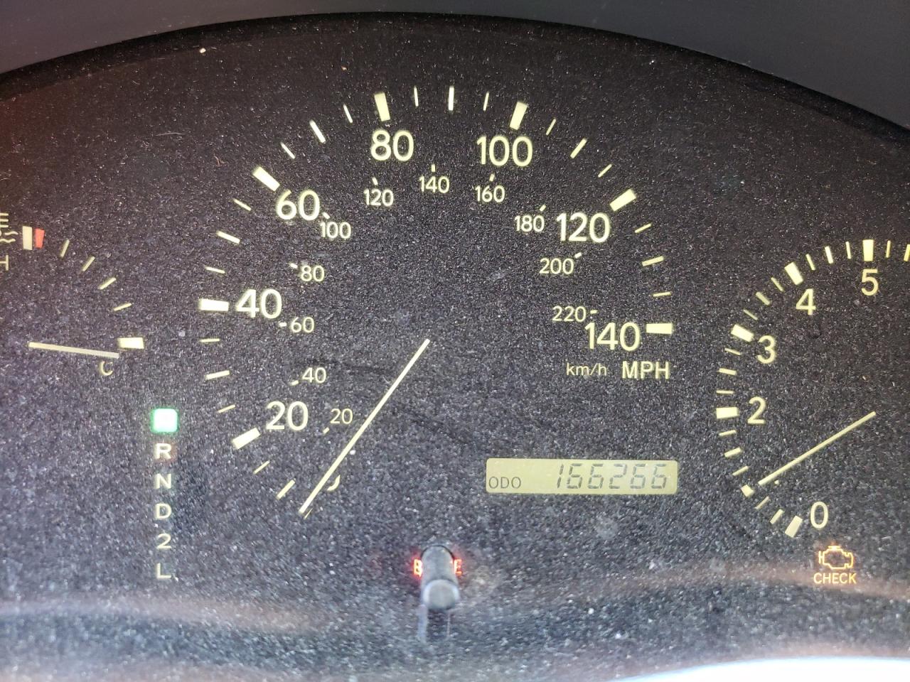 Photo 8 from auction – 2000 LEXUS RX 300 with VIN JT6HF10U0Y0128686