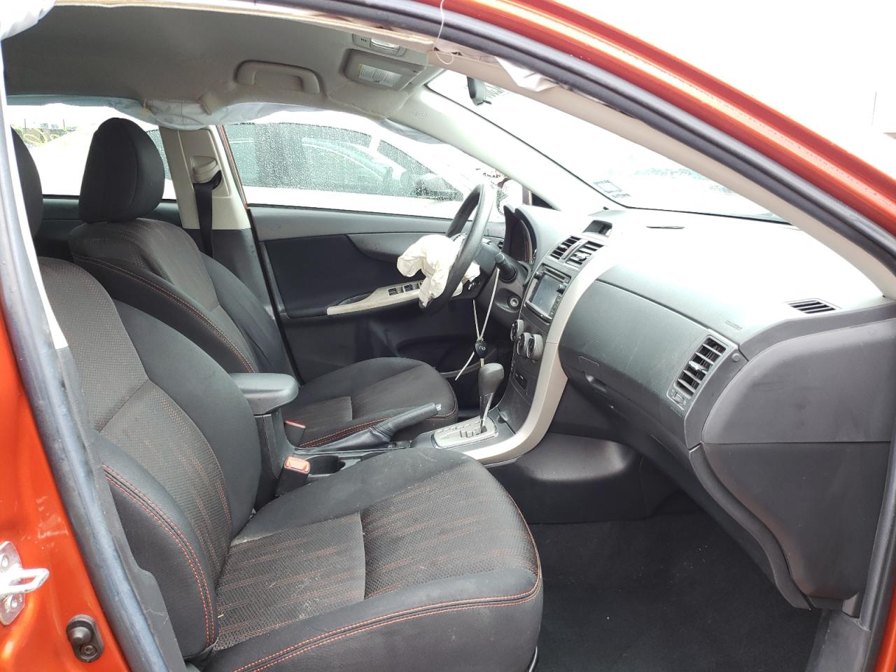 Фото 5 с аукциона – 2013 TOYOTA COROLLA BA с VIN 2T1BU4EE1DC067890