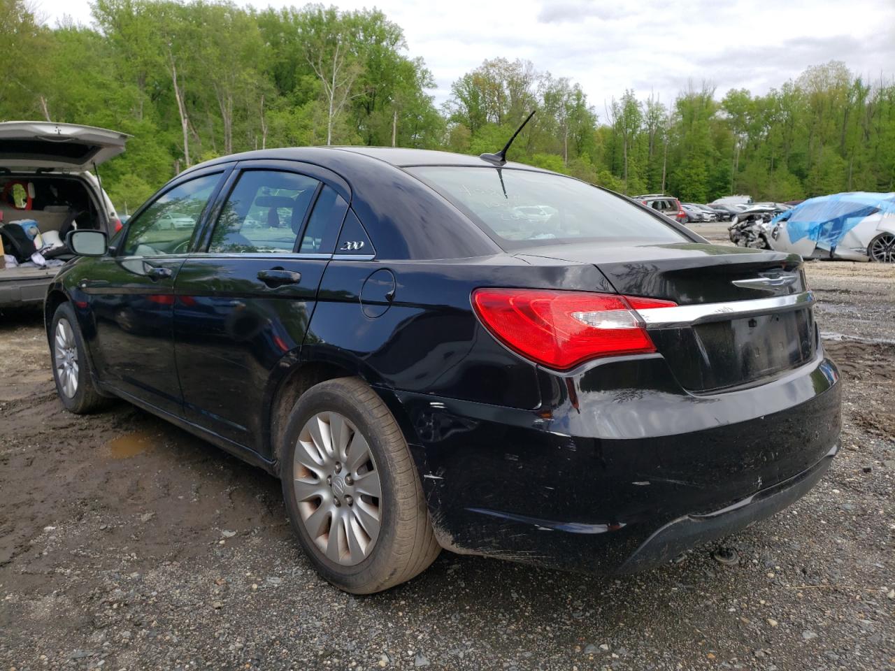 Photo 3 from auction – 2013 CHRYSLER 200 LX with VIN 1C3CCBAB9DN606183