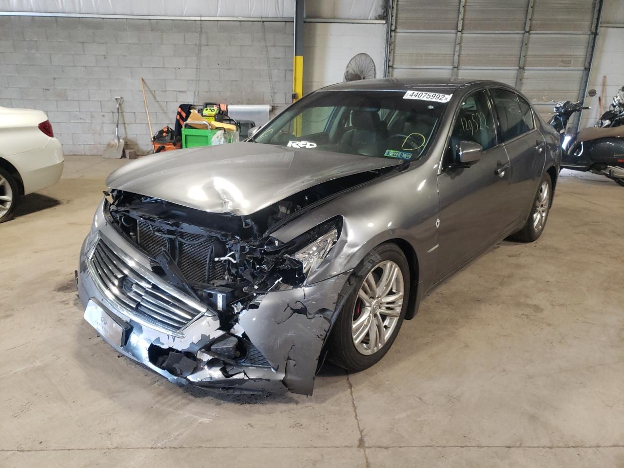 Photo 2 from auction – 2011 INFINITI G37 with VIN JN1CV6AR3BM404178