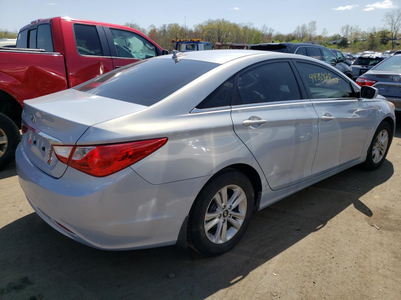 Photo 4 from auction – 2013 HYUNDAI SONATA GLS with VIN 5NPEB4AC4DH557566