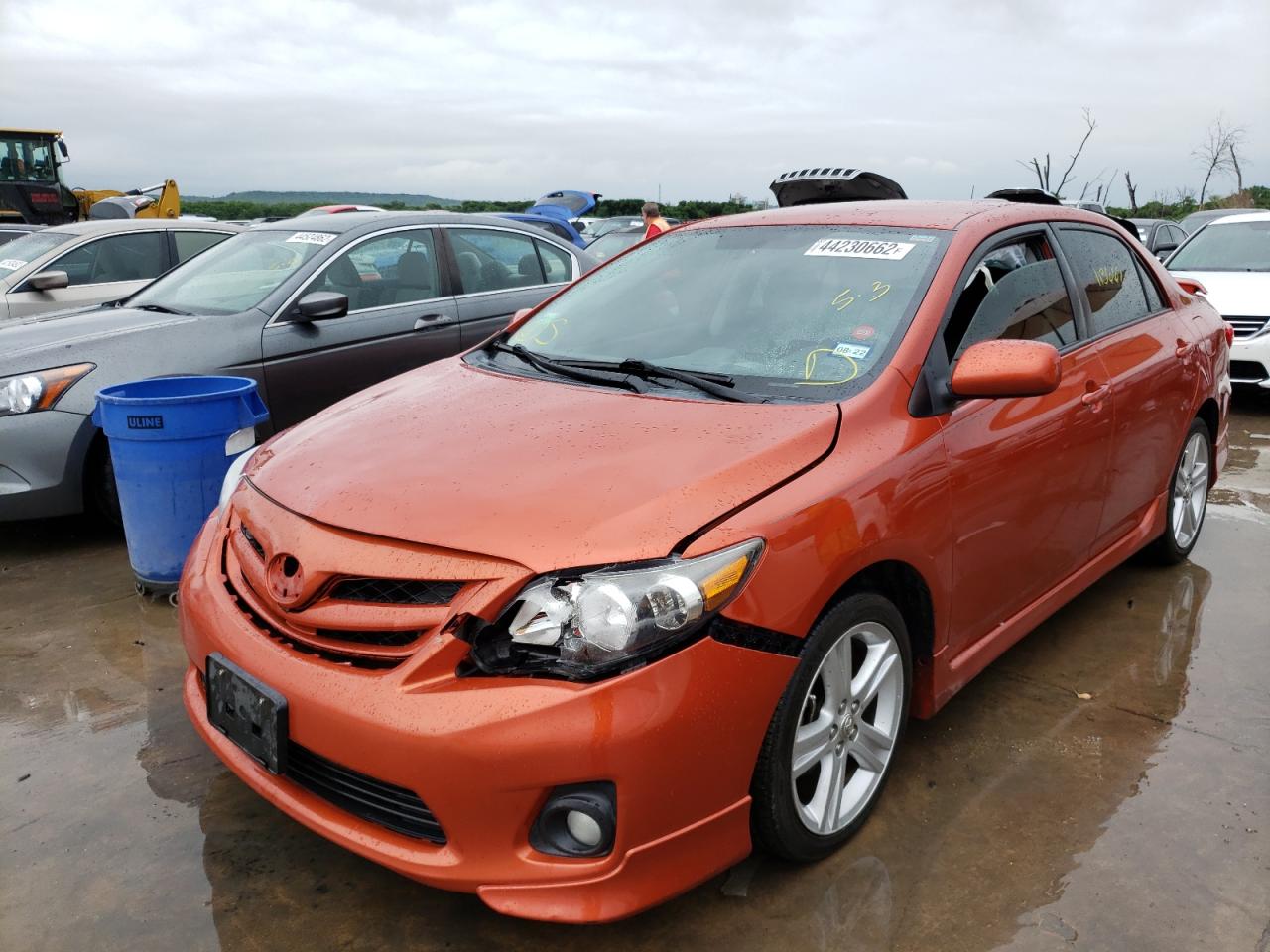 Фото 2 с аукциона – 2013 TOYOTA COROLLA BA с VIN 2T1BU4EE1DC067890