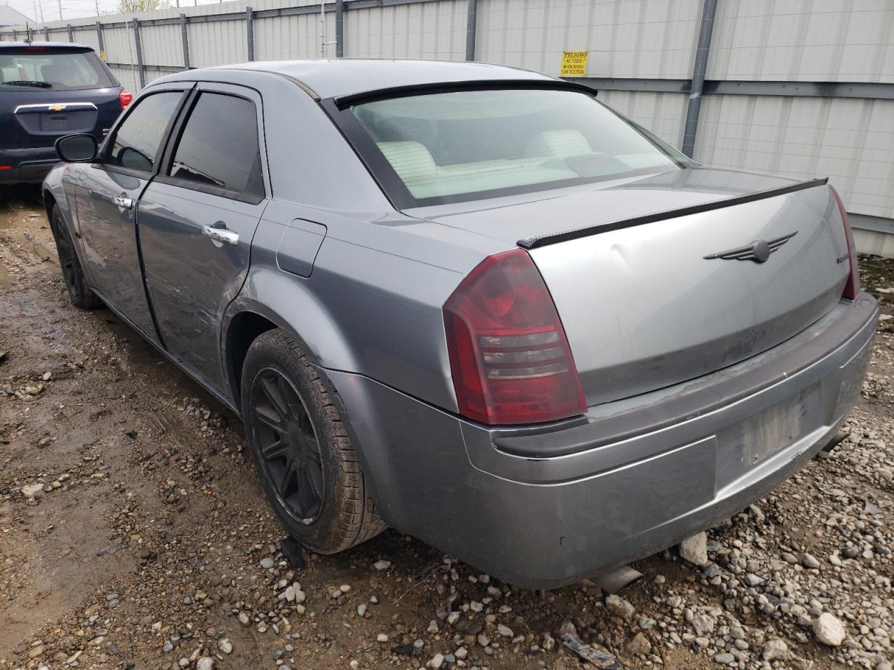 Photo 3 from auction – 2006 CHRYSLER 300C with VIN 2C3KA63HX6H343546