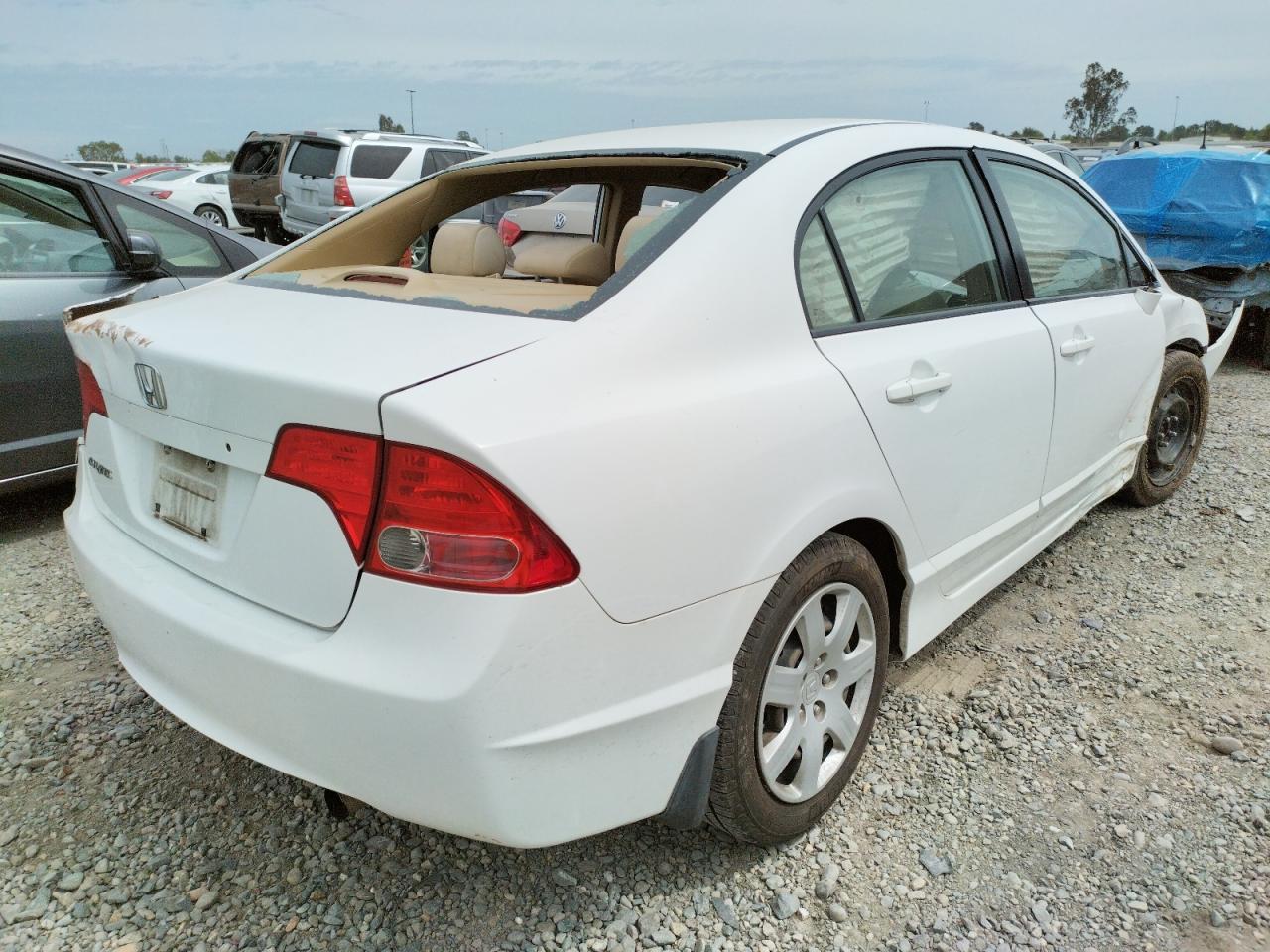 Photo 4 from auction – 2008 HONDA CIVIC LX with VIN 2HGFA16508H338068