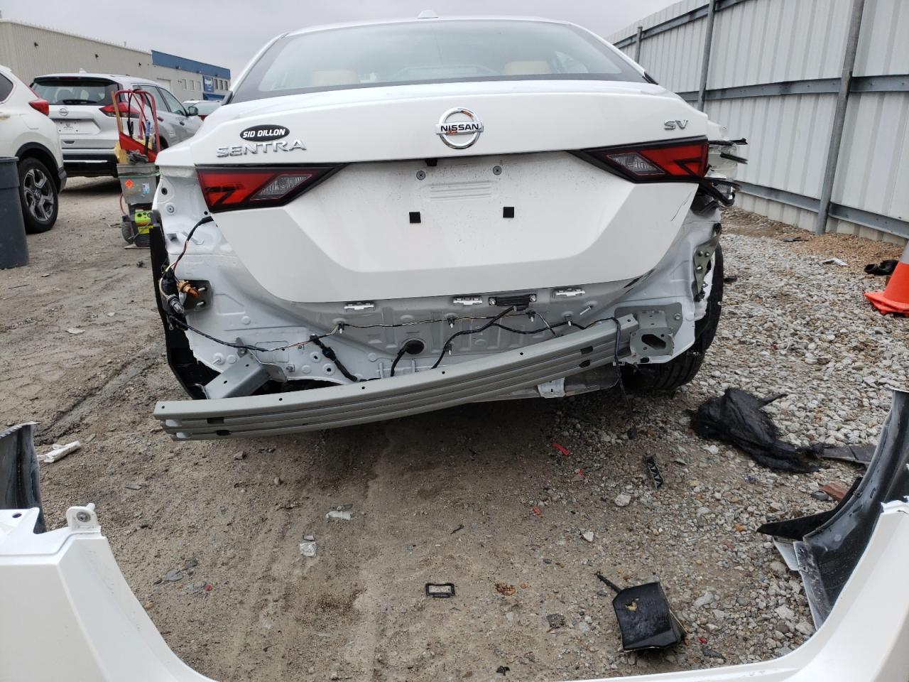 Photo 9 from auction – 2022 NISSAN SENTRA with VIN 3N1AB8CV7NY246743