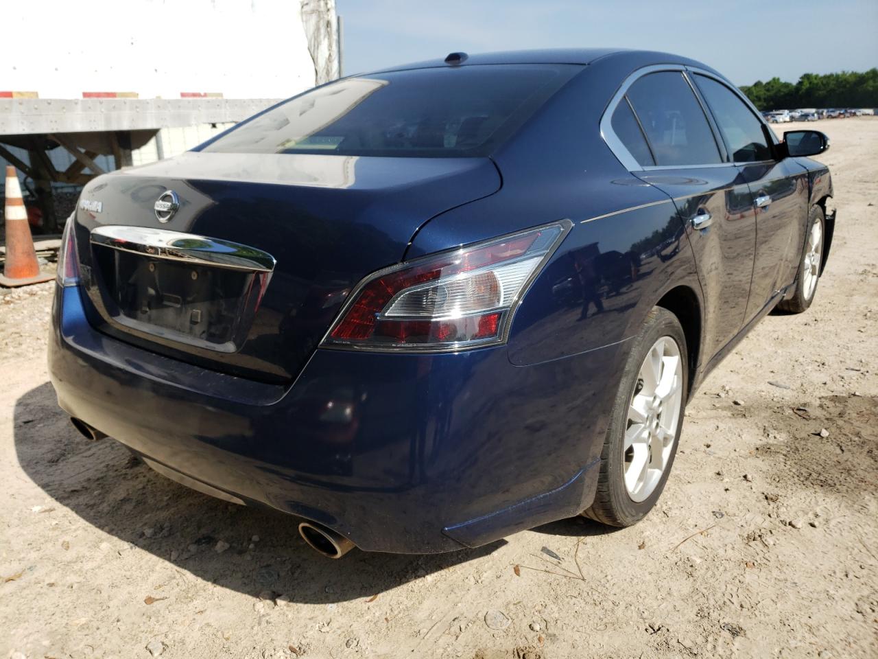 Photo 4 from auction – 2014 NISSAN MAXIMA S with VIN 1N4AA5AP2EC909377