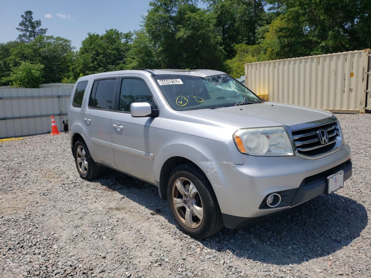 HONDA PILOT EXL 2012 with VIN 5FNYF3H59CB019879 - Photo from auction