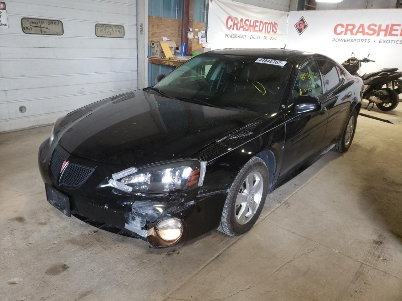 Photo 2 from auction – 2008 PONTIAC GRAND PRIX with VIN 2G2WP582881168935