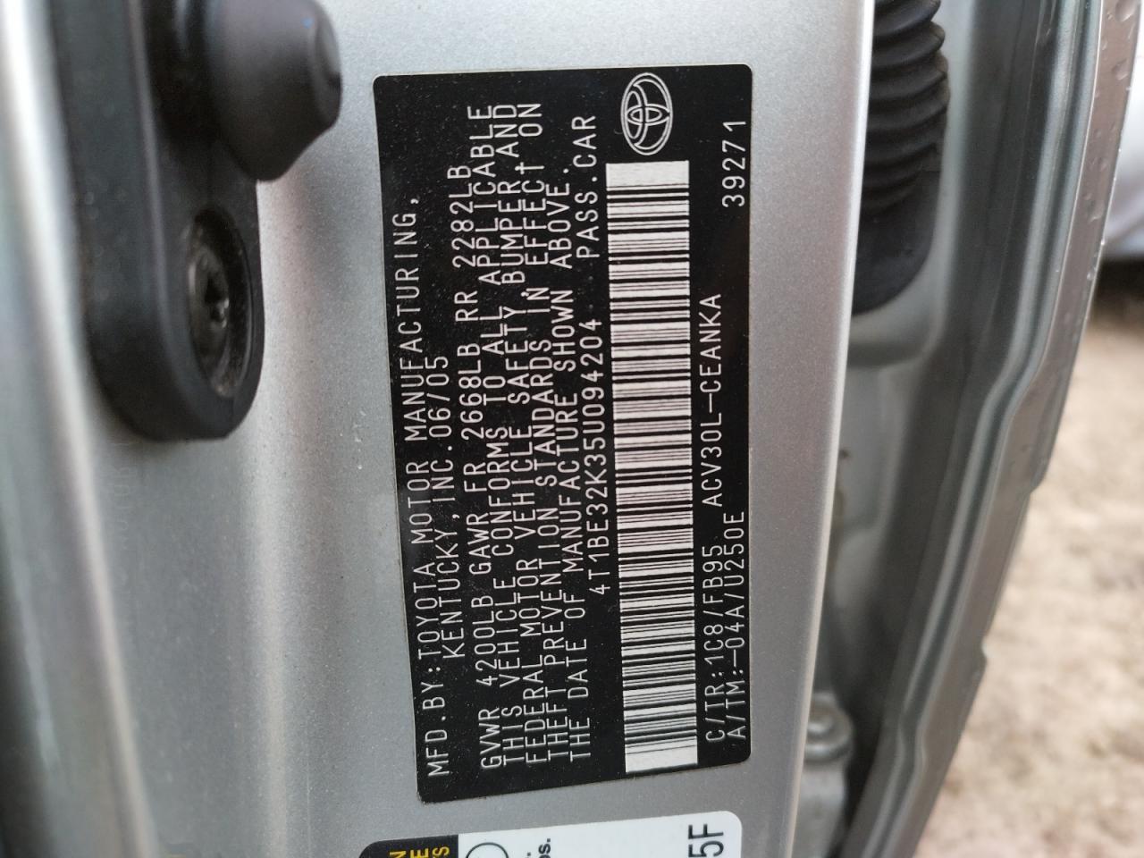 Photo 10 from auction – 2005 TOYOTA CAMRY LE with VIN 4T1BE32K35U094204