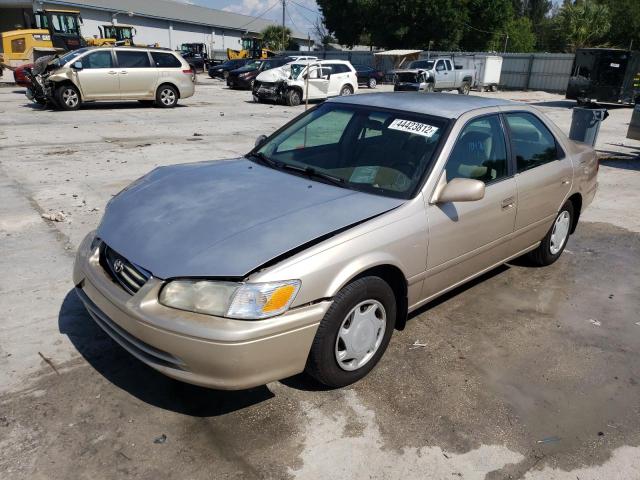 Photo 2 from auction – 2000 TOYOTA CAMRY CE with VIN 4T1BG22K7YU986285