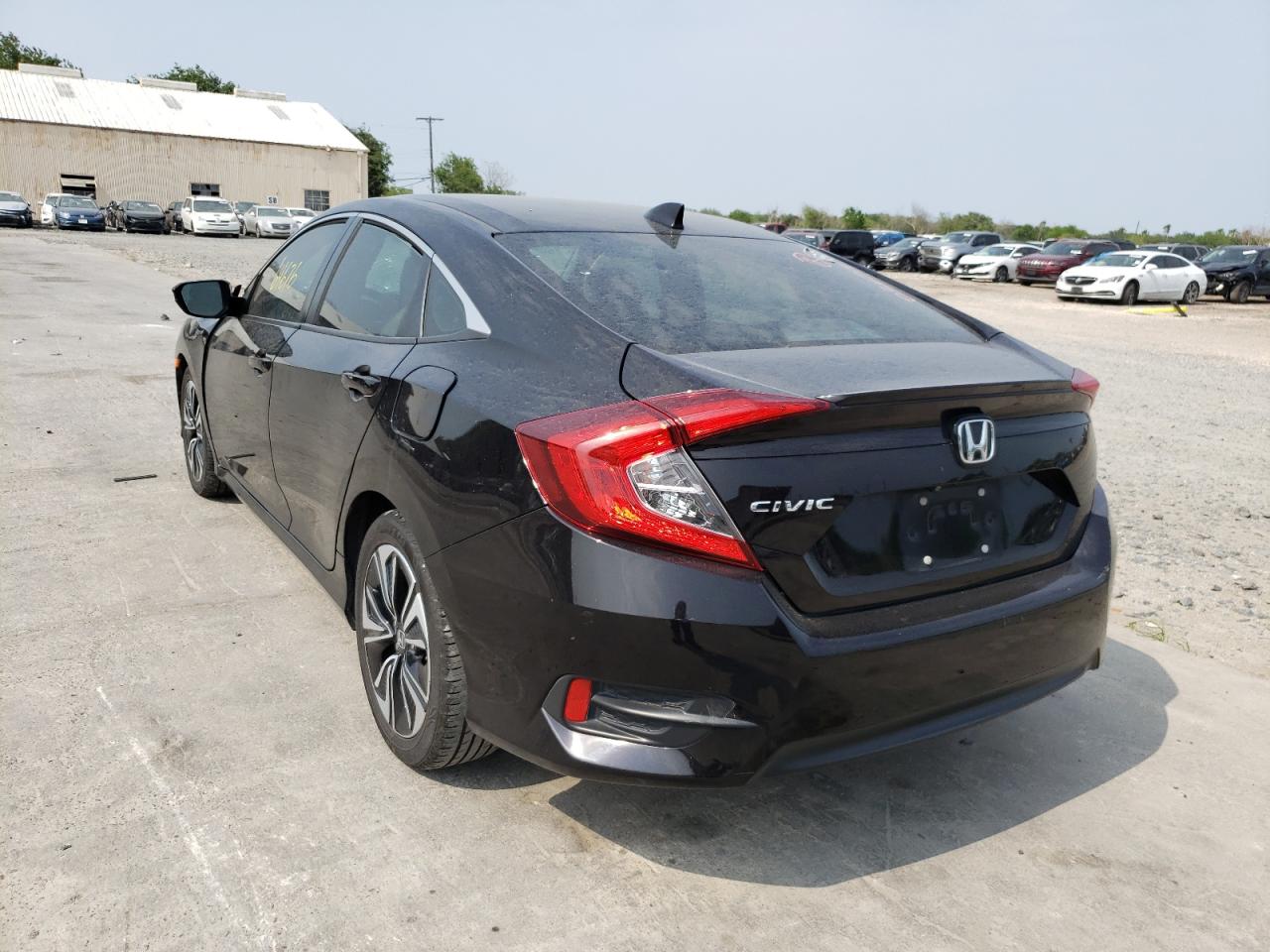 Photo 3 from auction – 2016 HONDA CIVIC EXL with VIN 19XFC1F72GE036771