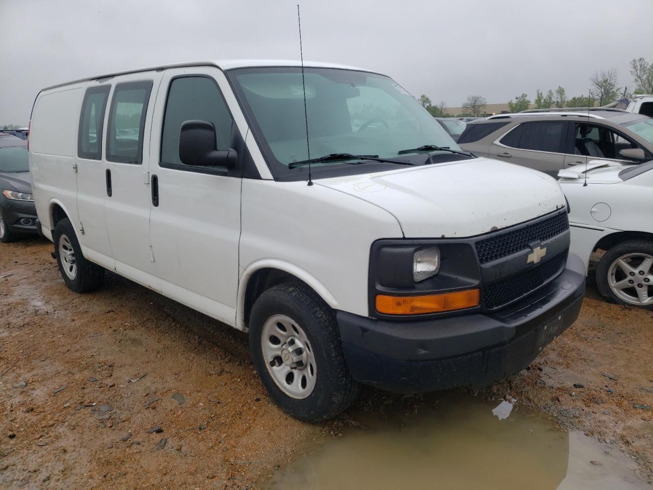 CHEVROLET EXPRESS 15 2011 con VIN 1GCSGAFX6B1114337 - Foto de la subasta
