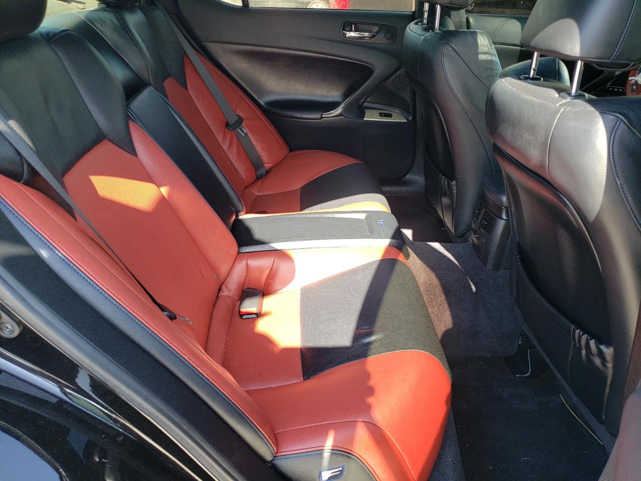 Photo 6 from auction – 2010 LEXUS IS F with VIN JTHBP5C2XA5006972