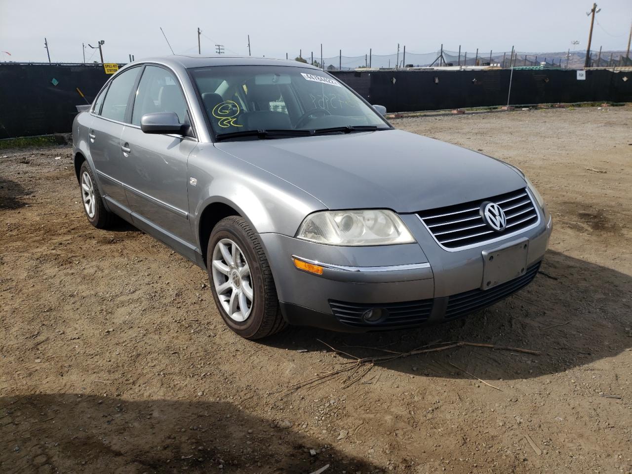 VOLKSWAGEN PASSAT GLS 2004 with VIN WVWPD63B74P100130 - Photo from auction