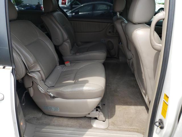 Photo 6 from auction – 2005 TOYOTA SIENNA XLE with VIN 5TDZA22C75S310397