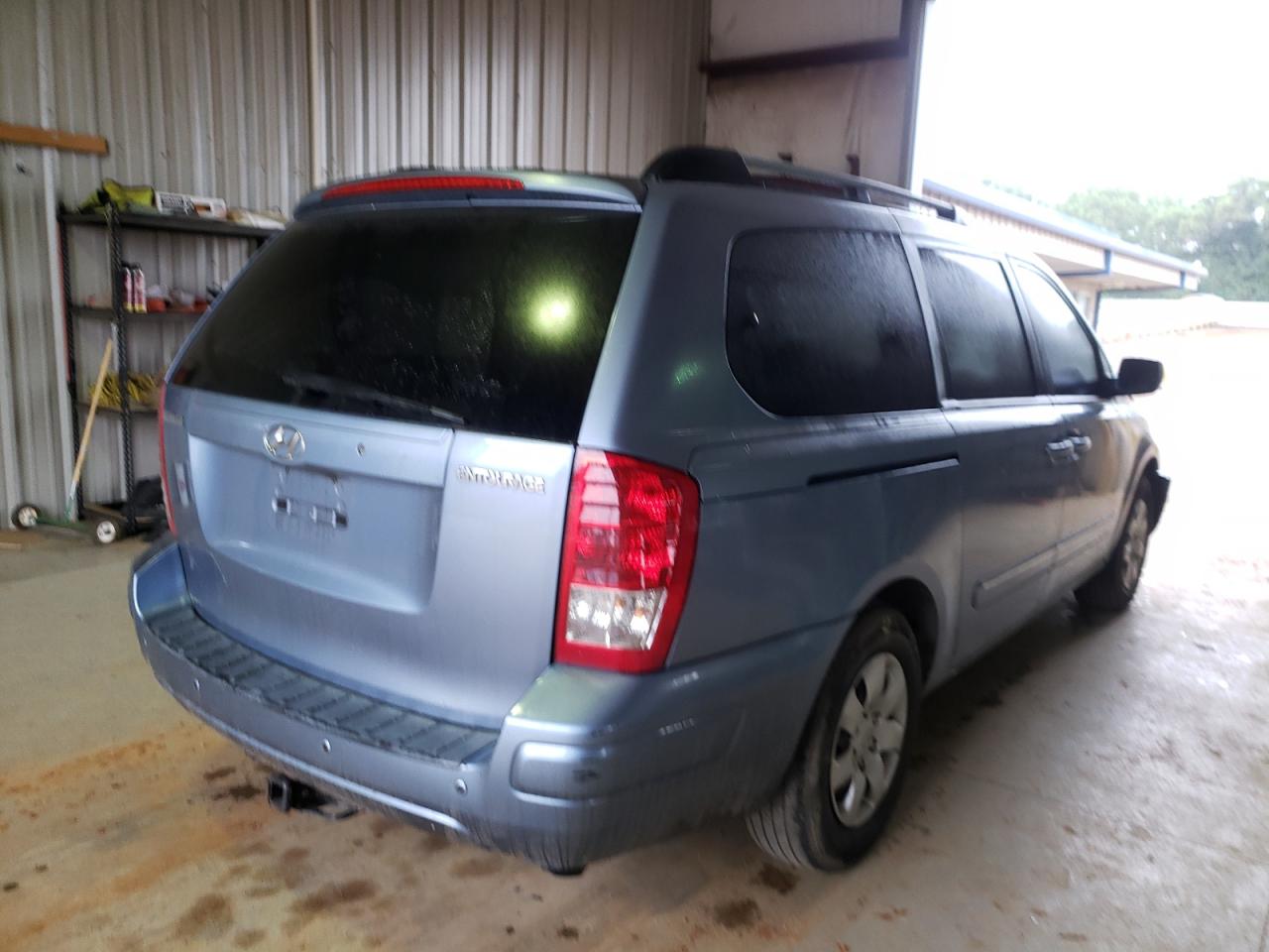 Photo 4 from auction – 2008 HYUNDAI ENTOURAGE with VIN KNDMC233086051095
