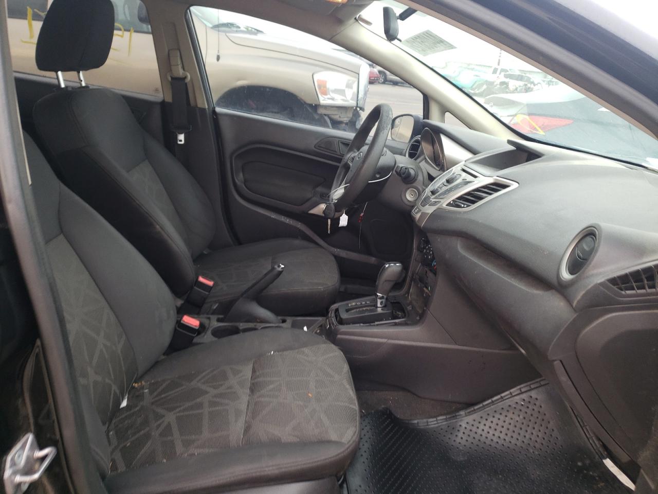 Photo 5 from auction – 2011 FORD FIESTA SE with VIN 3FADP4EJ1BM122152