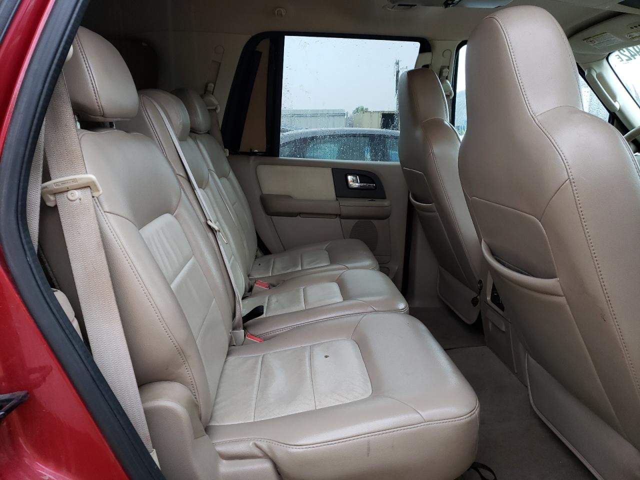 Photo 6 from auction – 2005 FORD EXPEDITION with VIN 1FMPU18535LA65788