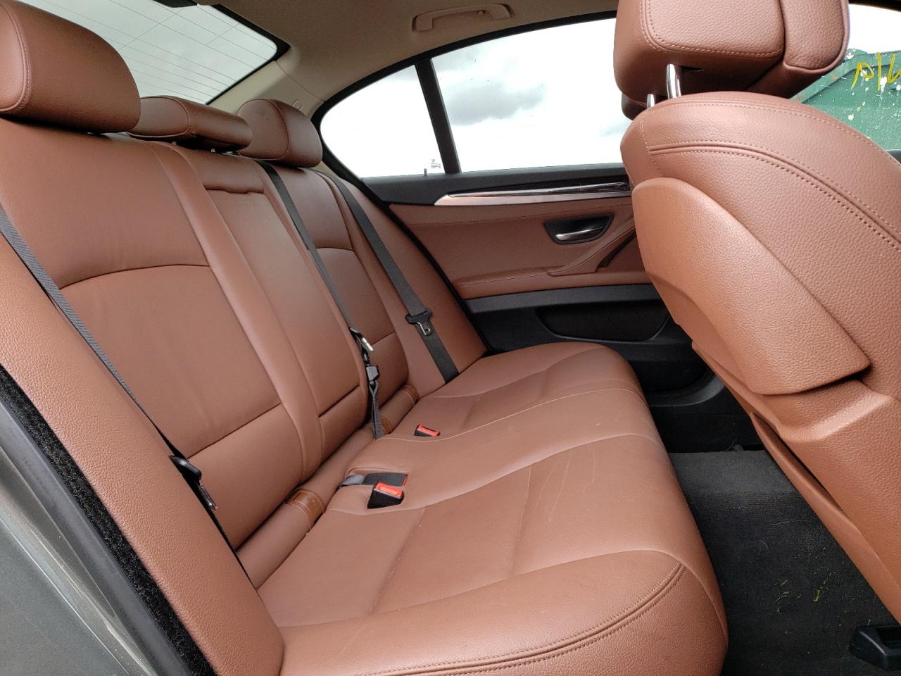 Photo 6 from auction – 2014 BMW 535 D XDRI with VIN WBAFV3C50ED684162